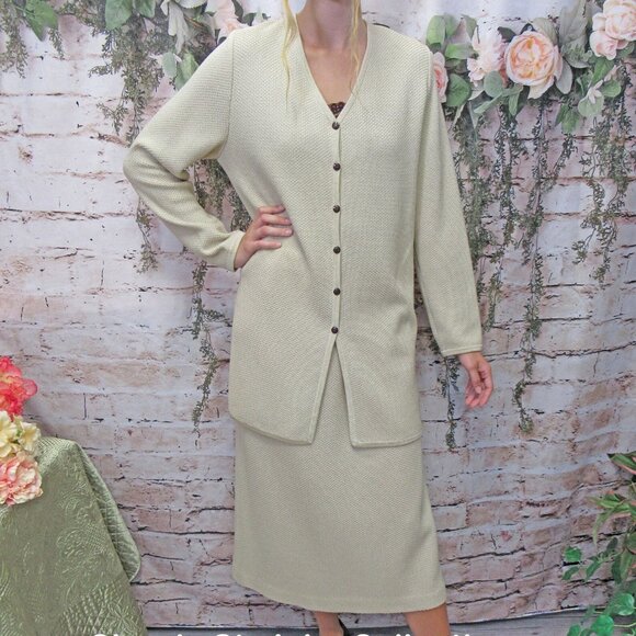 42" bust blazer & skirt set VTG beige St John Knit Collection Marie Gray classic - Picture 2 of 13